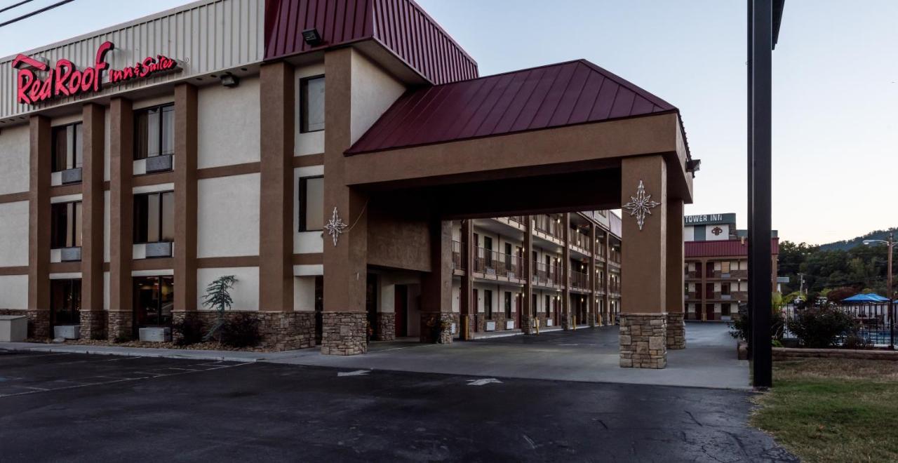 Red Roof Inn & Suites Pigeon Forge Parkway Exterior foto