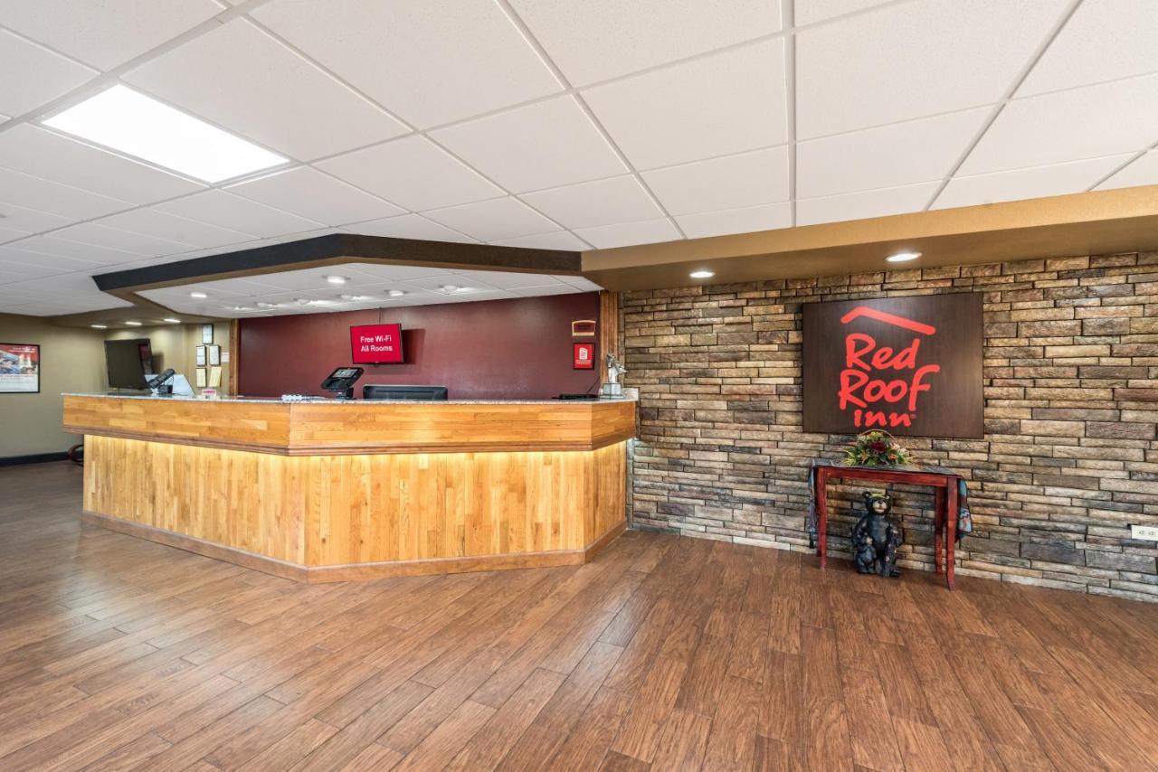 Red Roof Inn & Suites Pigeon Forge Parkway Exterior foto