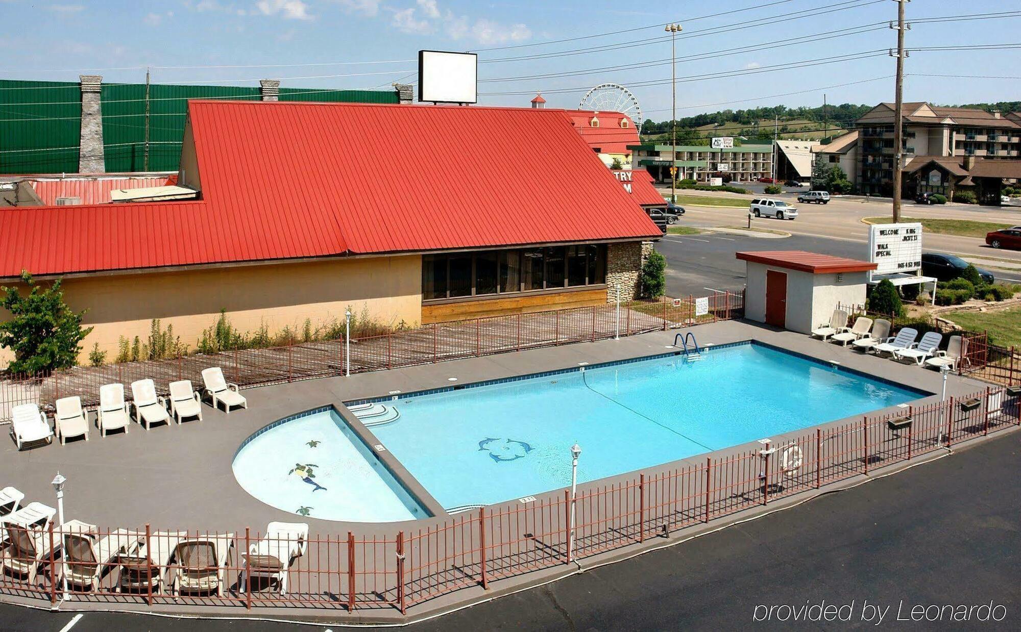 Red Roof Inn & Suites Pigeon Forge Parkway Exterior foto